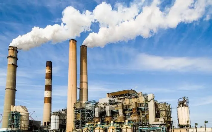 Who is responsible for global greenhouse gas emissions?
